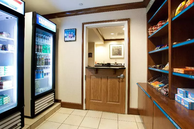 호텔 Staybridge Suites Denver International Airport, An Ihg