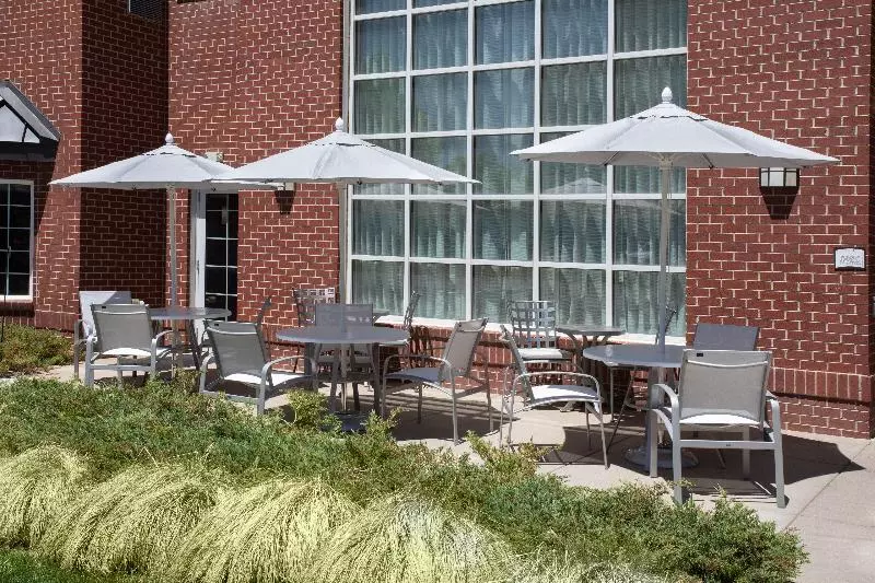 호텔 Staybridge Suites Denver International Airport, An Ihg