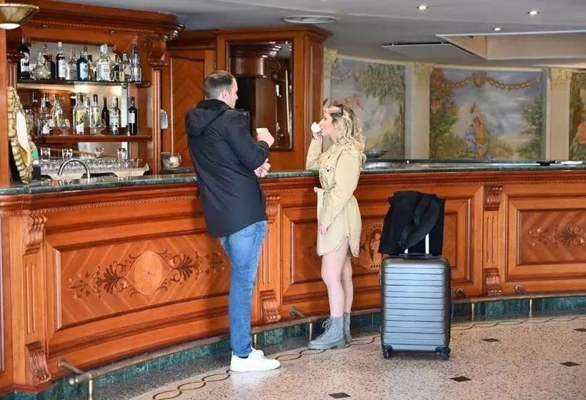 Отель Afrodite Boutique