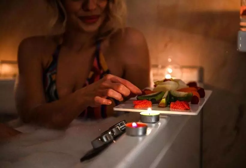 Отель Afrodite Boutique