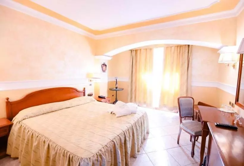 Отель Afrodite Boutique