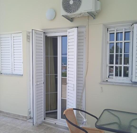 בית מלון כפרי Villa Constantsia