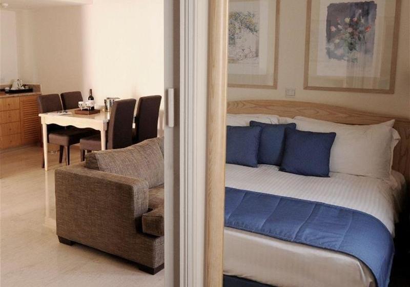 Les Villas at Le Meridien