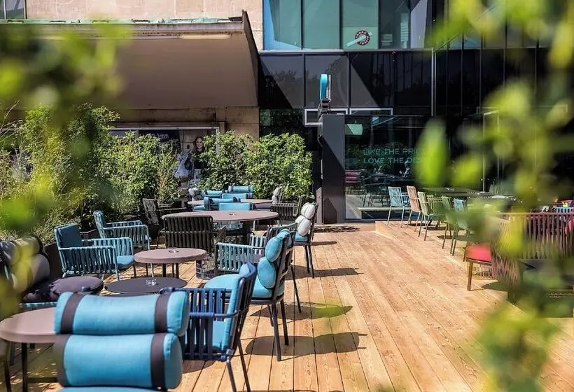 Motel One Vienna   Westbahnhof