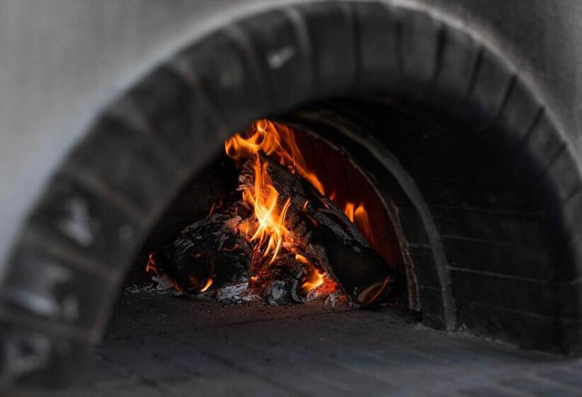 Petra & Fos Boutique Hotel & Spa