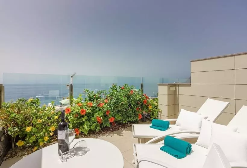 Klayman Diamond Apart