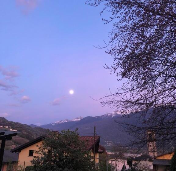Al Chiar Di Luna B&b Valtellina