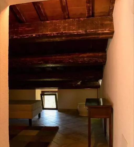 ホテル Agriturismo Marcofrate, A Retreat In The Nature