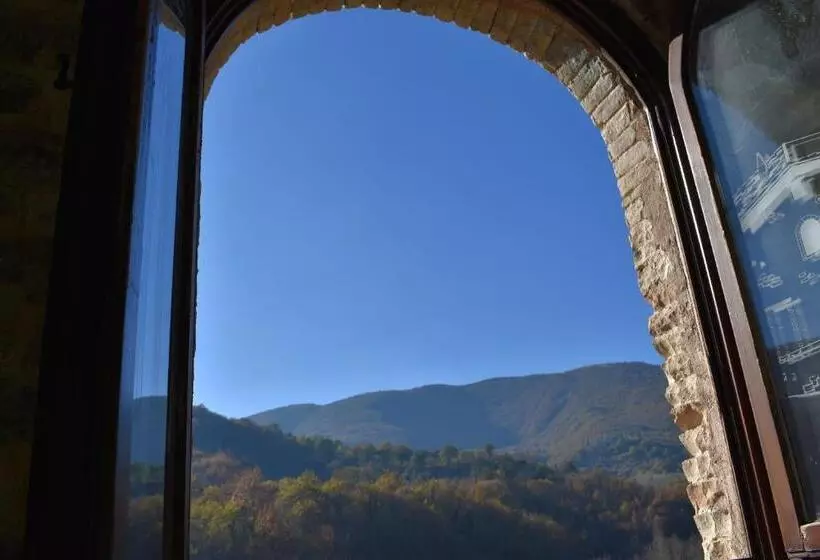 ホテル Agriturismo Marcofrate, A Retreat In The Nature