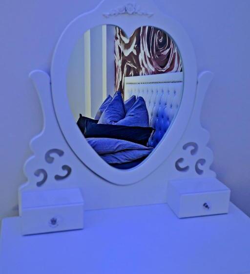 פנסיון Little Suite