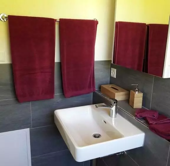 ベッドアンドブレックファースト Ferien In Der Bergwelt Von Adelboden