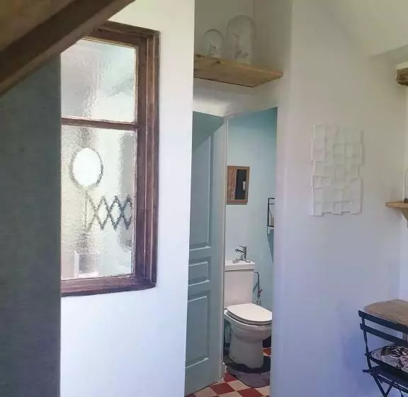 ベッドアンドブレックファースト La Petite Maison Du Jardin D Apollon