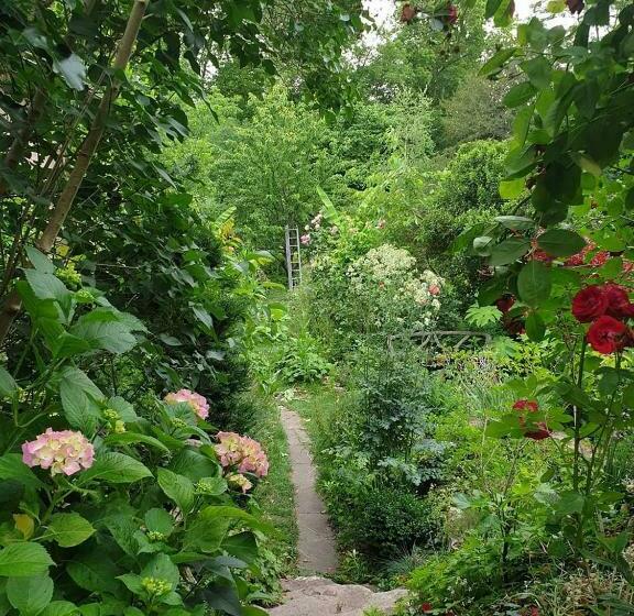 住宿加早餐  La Petite Maison Du Jardin D Apollon