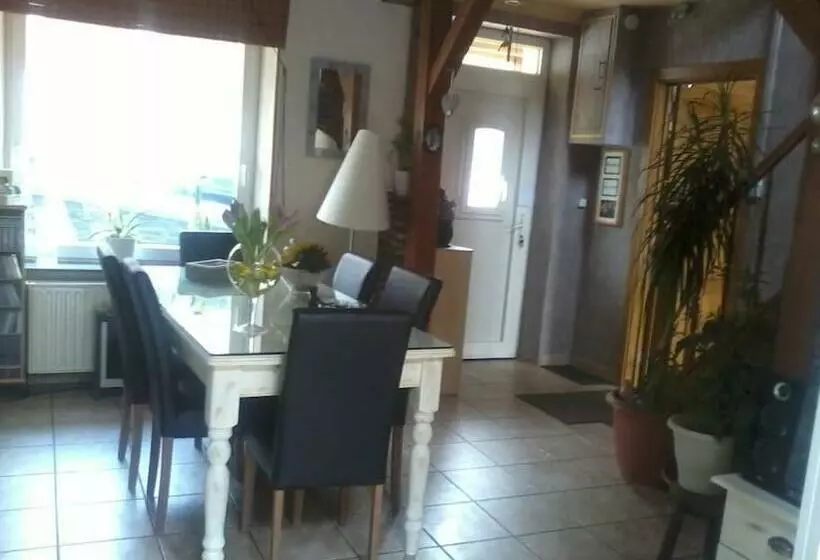 ベッドアンドブレックファースト Le Valhento