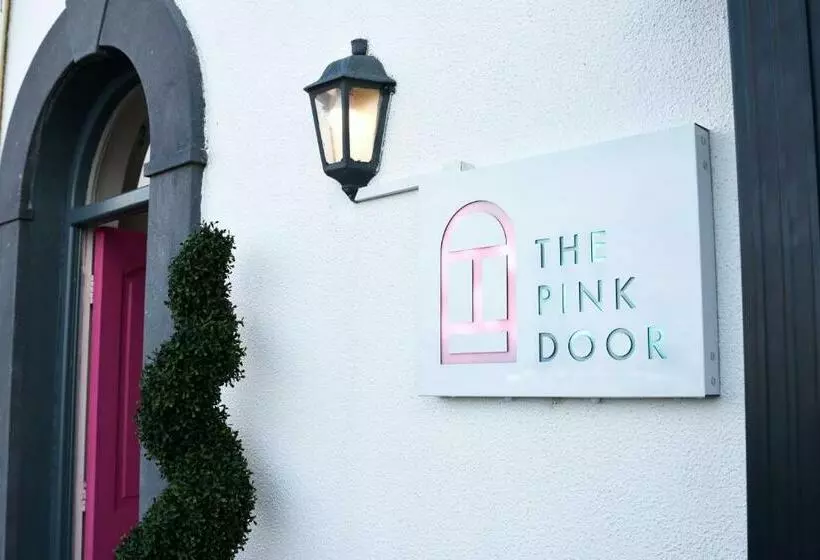 Aamiaismajoitus (B&B) The Pink Door Westport