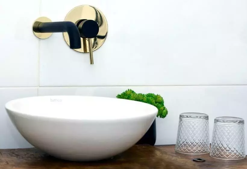 Aamiaismajoitus (B&B) The Pink Door Westport