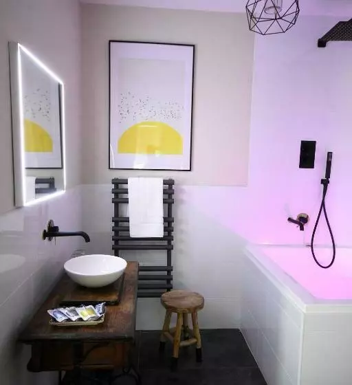 Aamiaismajoitus (B&B) The Pink Door Westport