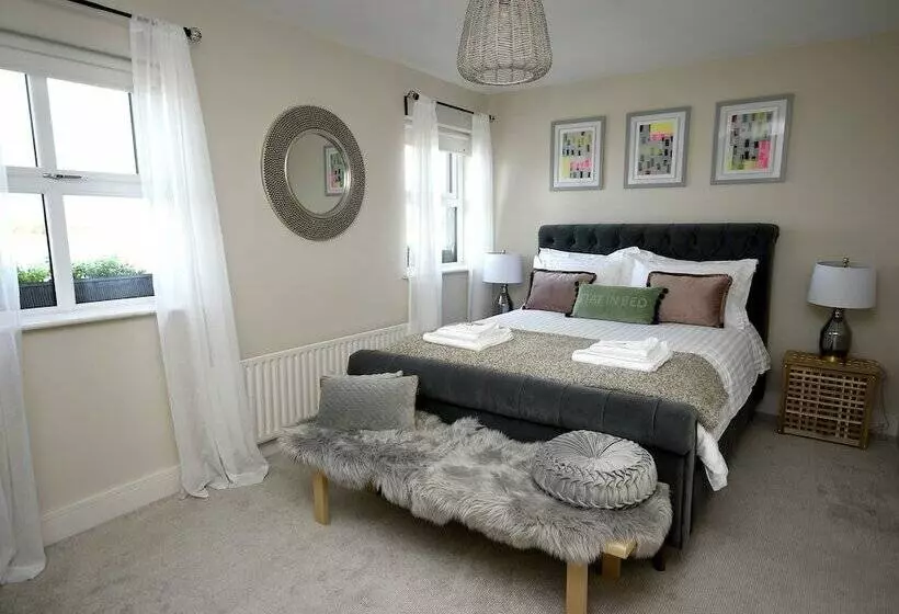 Aamiaismajoitus (B&B) The Pink Door Westport