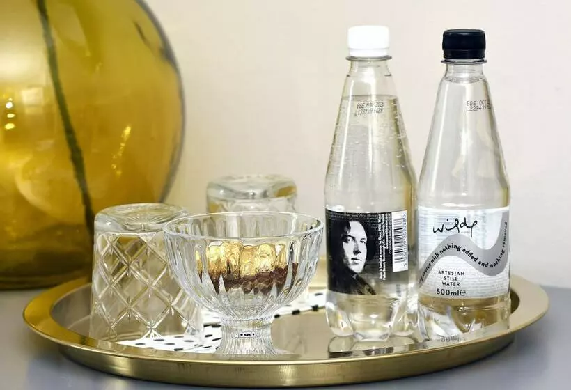 Aamiaismajoitus (B&B) The Pink Door Westport