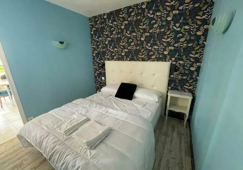 پانسیون Chambre D Hôtes Des Pins