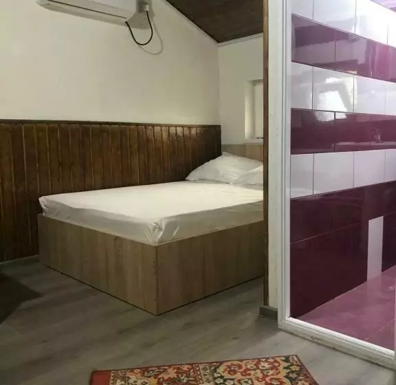 پانسیون Casa Radu