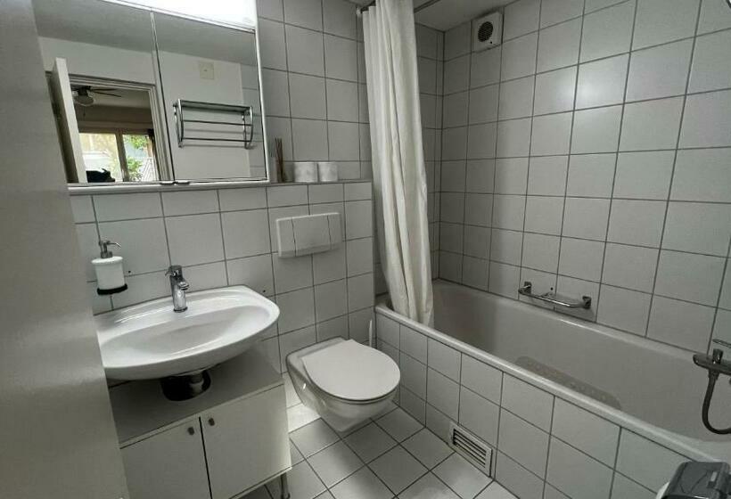 بنسيون Terrace Zug Guest Bedroom Or Apartment  Gästezimmer Oder Ganze Wohnung