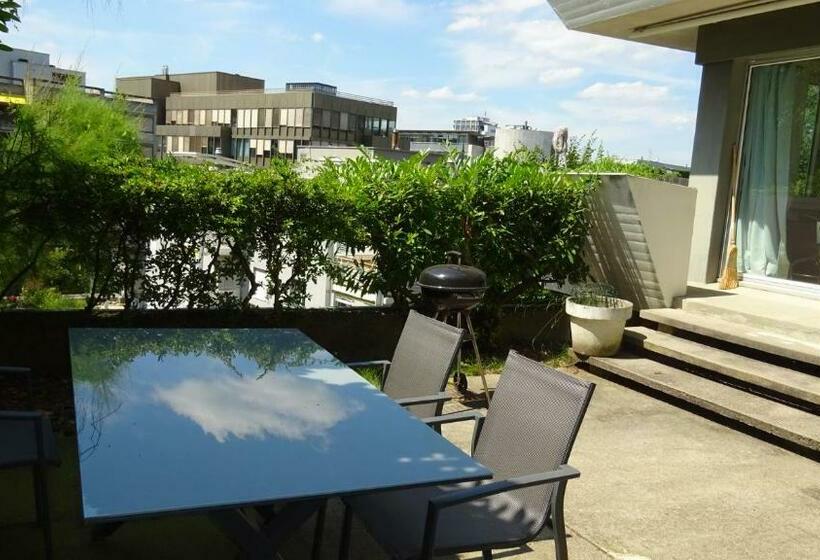 بنسيون Terrace Zug Guest Bedroom Or Apartment  Gästezimmer Oder Ganze Wohnung