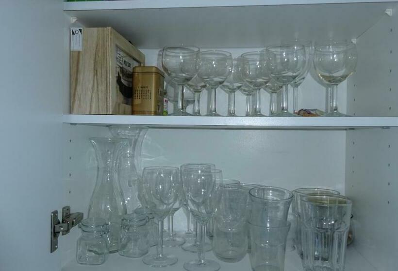 بنسيون Terrace Zug Guest Bedroom Or Apartment  Gästezimmer Oder Ganze Wohnung