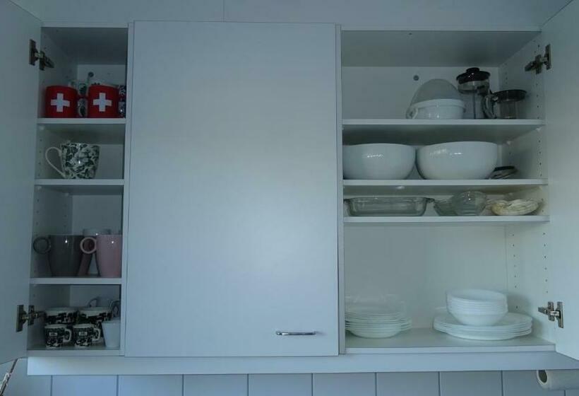 بنسيون Terrace Zug Guest Bedroom Or Apartment  Gästezimmer Oder Ganze Wohnung