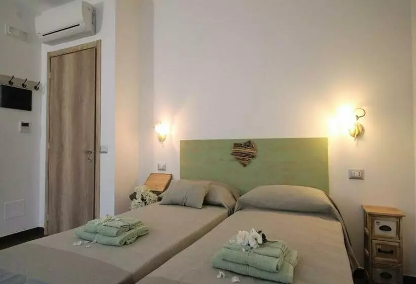 ベッドアンドブレックファースト Il Rosale A Celle Ligure