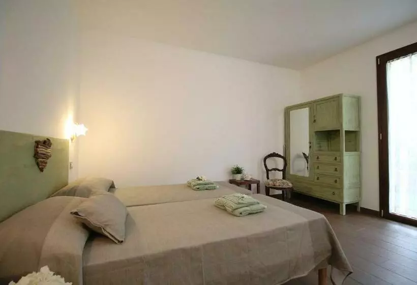 ベッドアンドブレックファースト Il Rosale A Celle Ligure