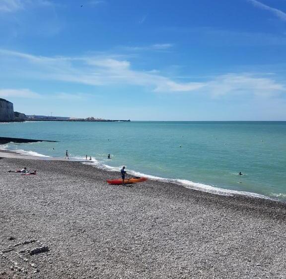 هتل Villa Carlotta Sea Resort