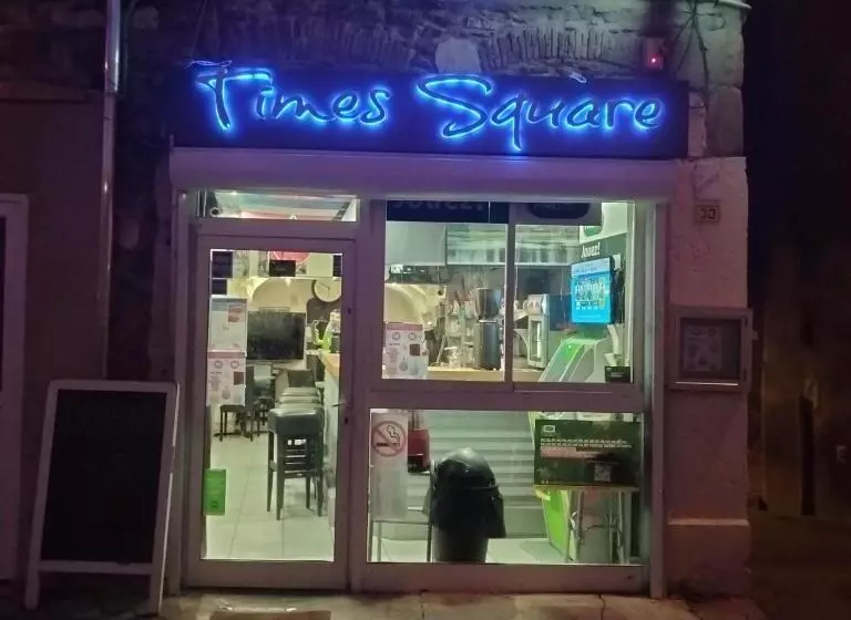ペンション Bar Times Square