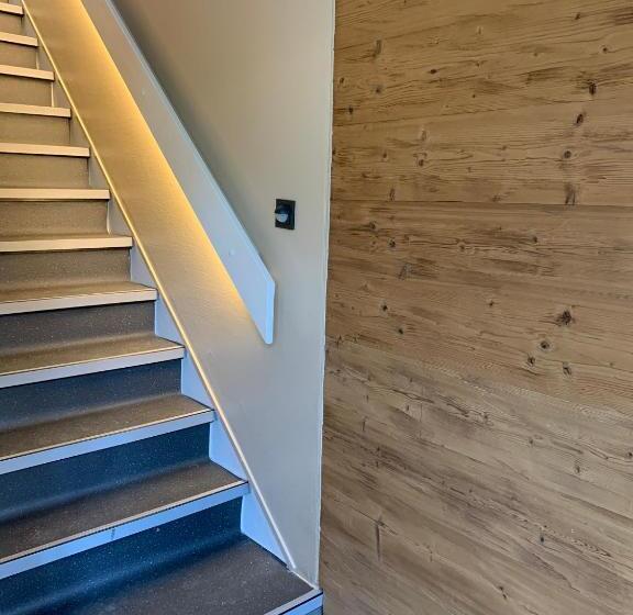 بنسيون Kleineauszeit