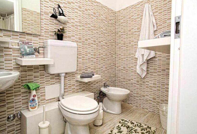 Pensjonat Maison Floria Locazione Turistica