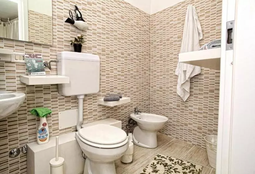 پانسیون Maison Floria Locazione Turistica