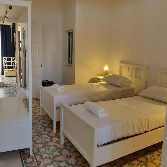 هاستل Walter S B&b