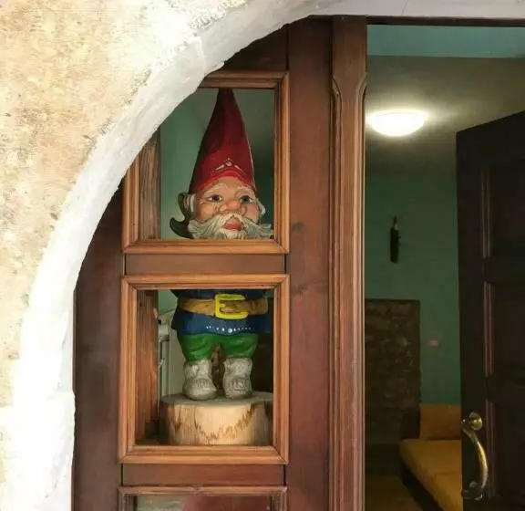 Aamiaismajoitus (B&B) Lo Gnomo