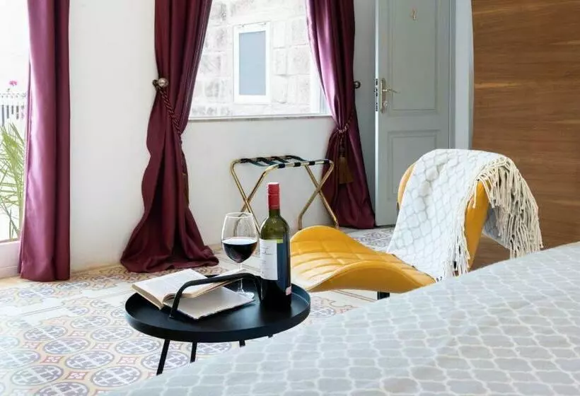 تختخواب و صبحانه 116townhouse