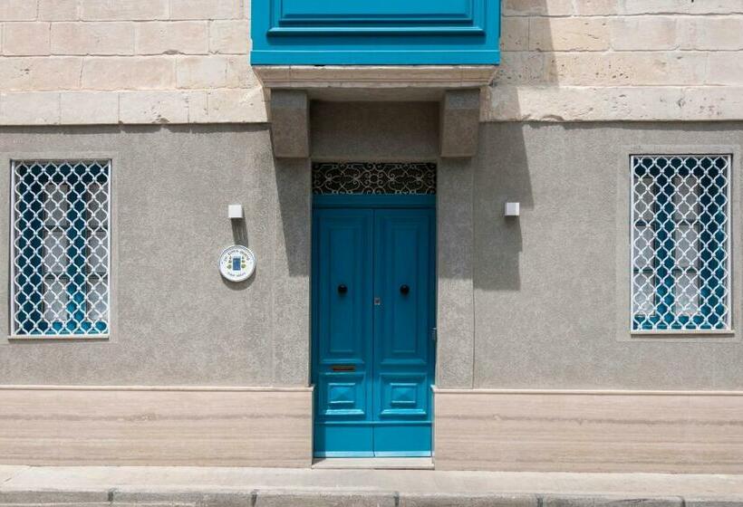 تختخواب و صبحانه 116townhouse