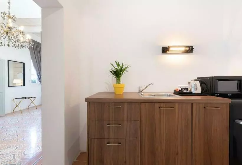 تختخواب و صبحانه 116townhouse