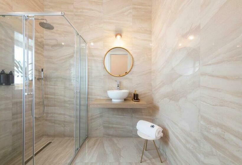 تختخواب و صبحانه 116townhouse