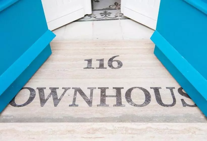 تختخواب و صبحانه 116townhouse