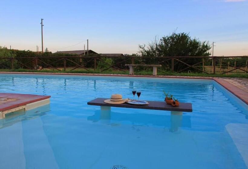 مبيت وإفطار A Casa Di Amici