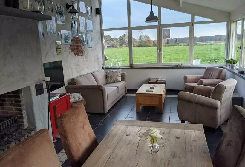 Aamiaismajoitus (B&B) Bed Op De Reth