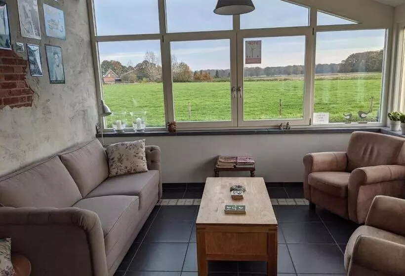 Aamiaismajoitus (B&B) Bed Op De Reth