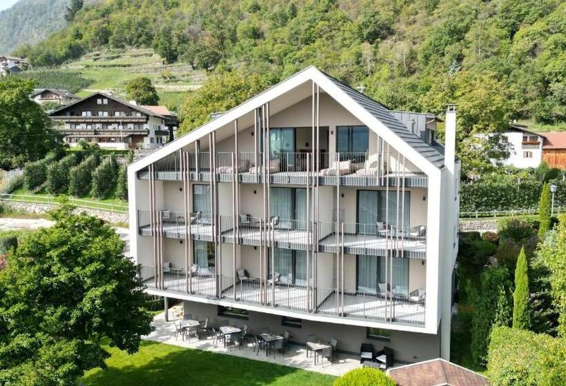 住宿加早餐  Guesthouse Karnatsch