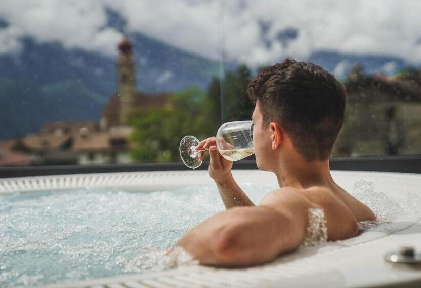 住宿加早餐  Guesthouse Karnatsch