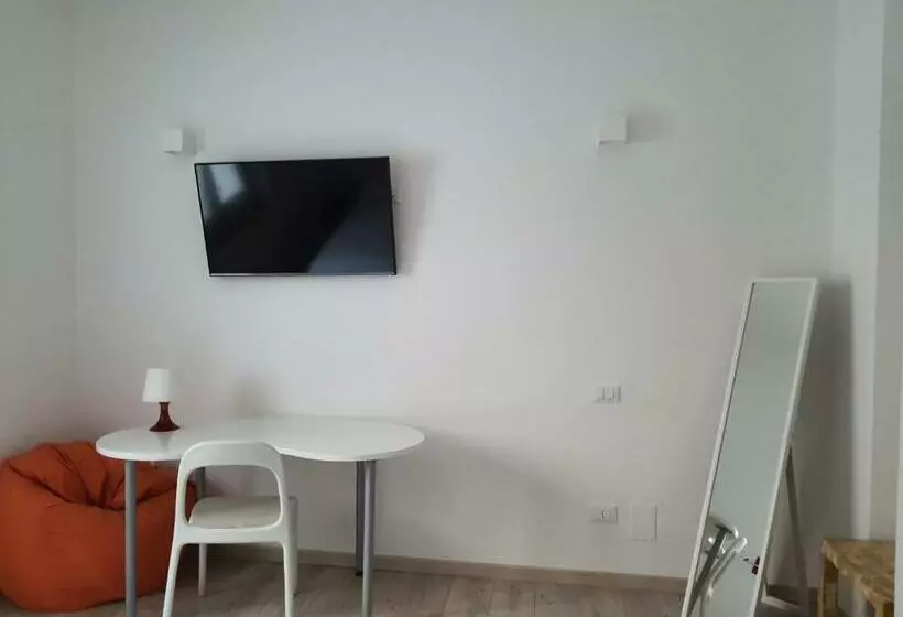 تختخواب و صبحانه Isabella D Aragona Guest House
