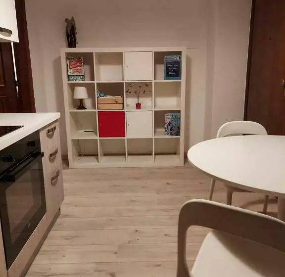 تختخواب و صبحانه Isabella D Aragona Guest House